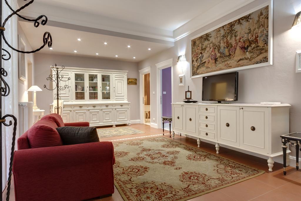 Florence Apartments, Home Feeling Buitenkant foto